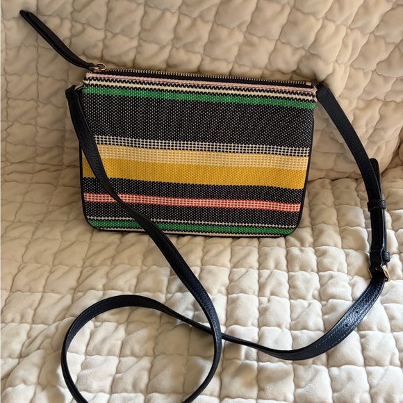 🤩Kate Spade Jackson Boardwalk Stripe Triple Gusset Crossbody ✨ - Picture 4 of 8